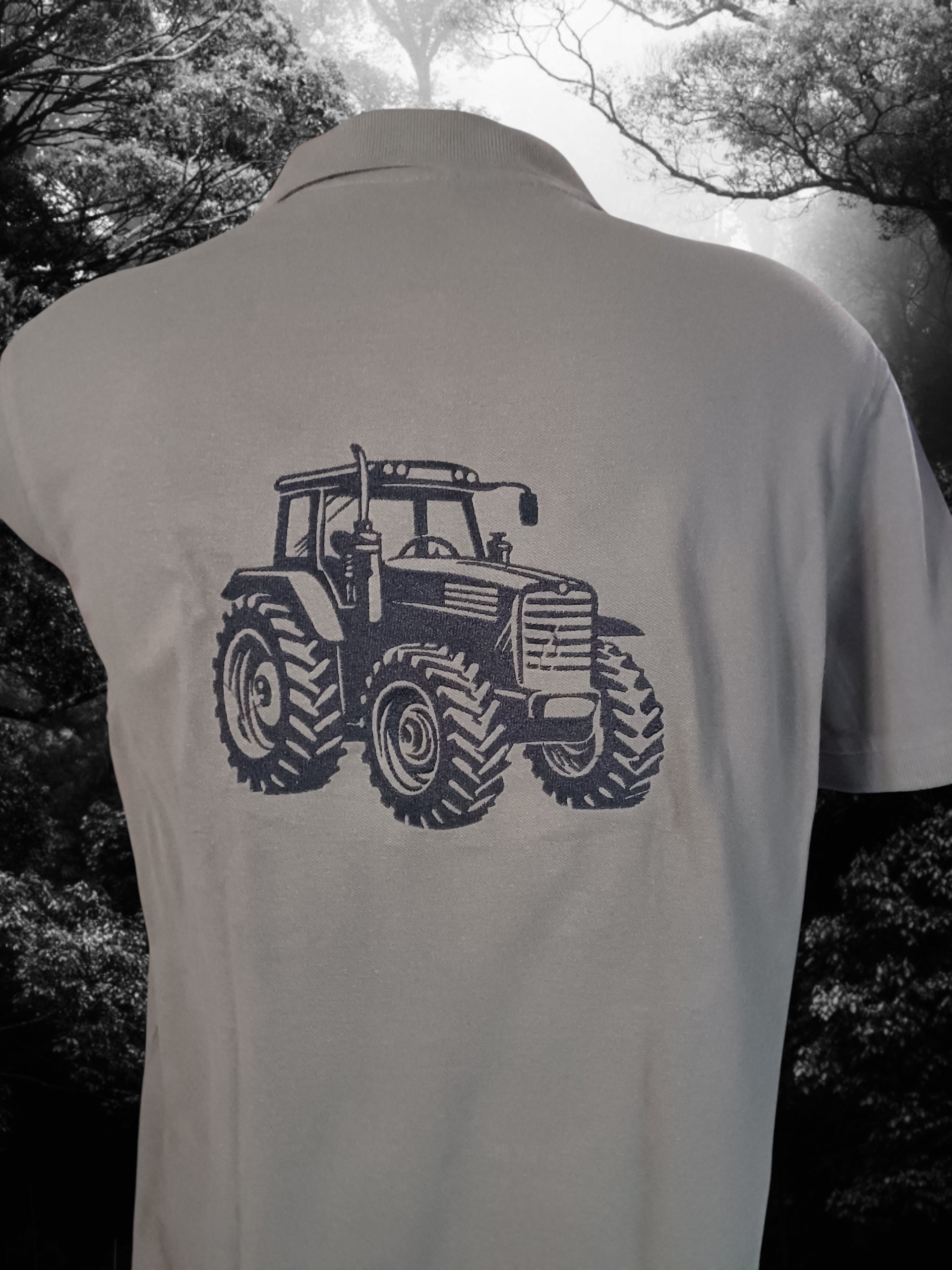 Polo gris clair brodé tracteur