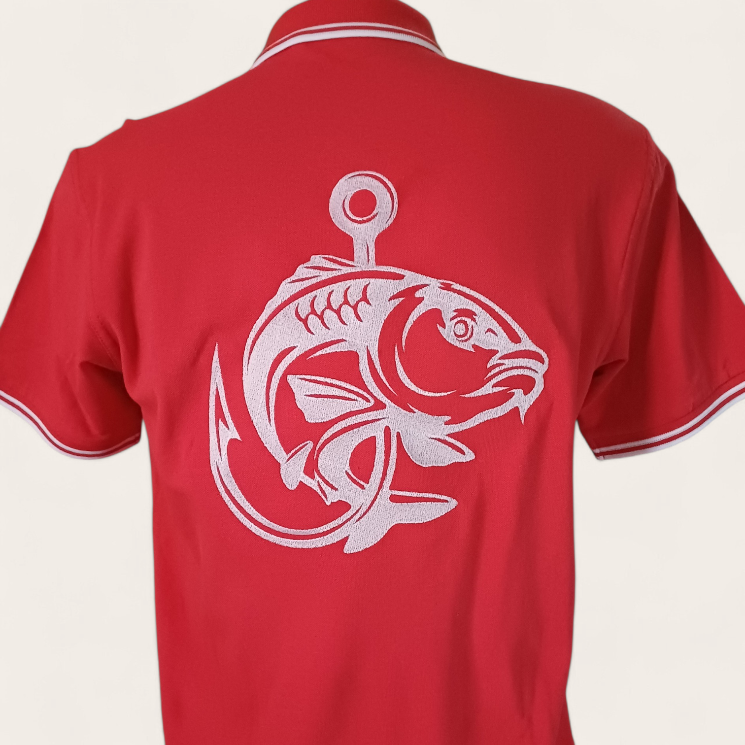 Polo rouge et blanc brodé